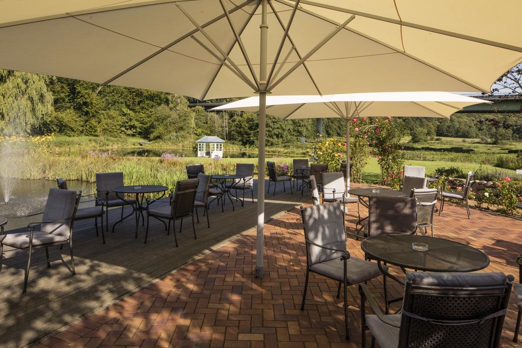 Romantik Hotel Waldschloesschen Schleswig Exterior foto